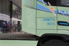 陕汽德龙G6000E 6X4 纯电动牵引车 潍柴600.63kWh 陕汽德龙G6000E 6X4 纯电动牵引车 潍柴600.63kWh