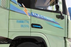 陕汽德龙G6000E 6X4 纯电动牵引车 潍柴600.63kWh 陕汽德龙G6000E 6X4 纯电动牵引车 潍柴600.63kWh