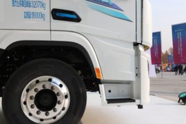 德龙G6000E&nbsp;电动牵引车外观图片