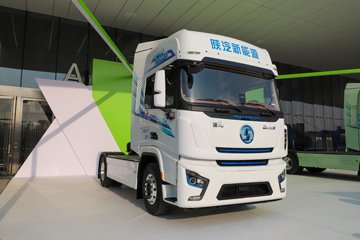陕汽德龙G6000E 4X2 纯电动牵引车 512.59kWh