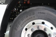 陕汽德龙G6000E 4X2 纯电动牵引车 512.59kWh