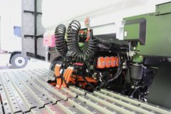 陕汽德龙G6000E 4X2 纯电动牵引车 512.59kWh