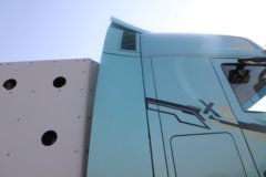 东风畅行X9 LNG/CNG 630马力 6X4 东风14档 牵引车 东风畅行X9 LNG/CNG 630马力 6X4 东风14档 牵引车