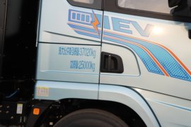 德龙X5000E&nbsp;电动牵引车外观图片