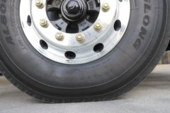 陕汽德龙X5000E 轻量化版 6X4 换电式纯电动牵引车 600.92kWh