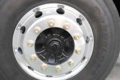 陕汽德龙X5000E 轻量化版 6X4 换电式纯电动牵引车 600.92kWh