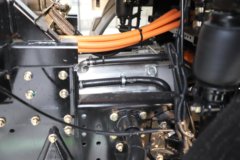 陕汽德龙X5000E 轻量化版 6X4 换电式纯电动牵引车 600.92kWh