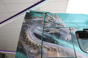 ��������X6000 �����콢 14.6L LNG 630���� 6X4 ��ʿ��12�� AMT�Զ��� ǣ����ͼƬ