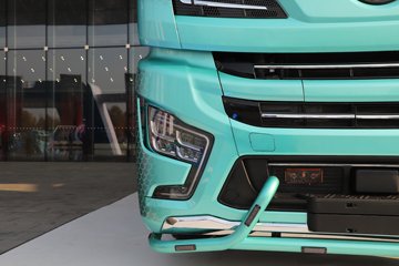 ��������X6000 �����콢 14.6L LNG 630���� 6X4 ��ʿ��12�� AMT�Զ��� ǣ����ͼƬ