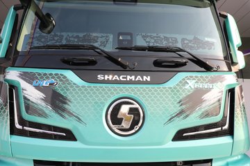 ��������X6000 �����콢 14.6L LNG 630���� 6X4 ��ʿ��12�� AMT�Զ��� ǣ����ͼƬ