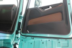 陕汽德龙X6000 超凡旗舰 14.6L LNG 630马力 6X4 法士特12档 AMT自动档 牵引车 陕汽德龙X6000 超凡旗舰 14.6L LNG 630马力 6X4 法士特12档 AMT自动档 牵引车