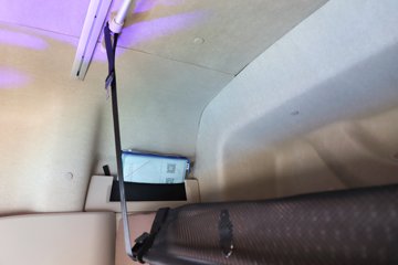 ��������X6000 �����콢 14.6L LNG 630���� 6X4 ��ʿ��12�� AMT�Զ��� ǣ����ͼƬ