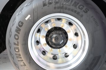 ��������X6000 �����콢 14.6L LNG 630���� 6X4 ��ʿ��12�� AMT�Զ��� ǣ����ͼƬ