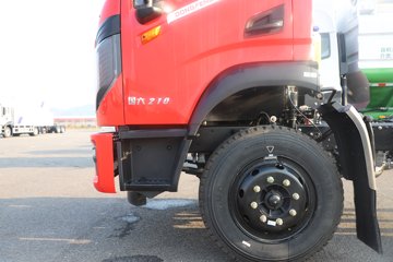 �����½�����X1 3L���� 210���� 4X2 ��ʿ��8�� �ػ���ͼƬ