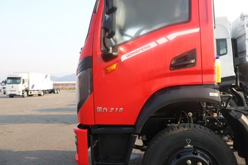 �����½�����X1 3L���� 210���� 4X2 ��ʿ��8�� �ػ���ͼƬ