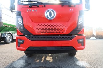 �����½�����X1 3L���� 210���� 4X2 ��ʿ��8�� �ػ���ͼƬ