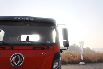 �����½�����X1 3L���� 210���� 4X2 ��ʿ��8�� �ػ���ͼƬ