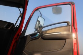 畅行X1&nbsp;载货车驾驶室                                               图片