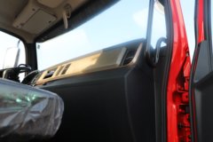 东风新疆畅行X1 3L柴油 210马力 4X2 法士特8档 载货车