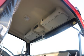 �����½�����X1 3L���� 210���� 4X2 ��ʿ��8�� �ػ���ͼƬ