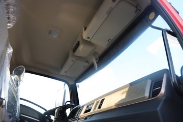 �����½�����X1 3L���� 210���� 4X2 ��ʿ��8�� �ػ���ͼƬ