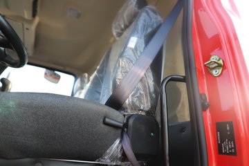 �����½�����X1 3L���� 210���� 4X2 ��ʿ��8�� �ػ���ͼƬ