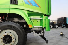 陕汽德龙X5000E 6X4 纯电动自卸车 400kWh