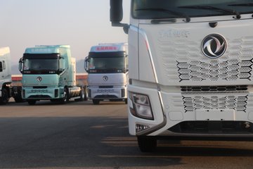 �����½� ����X7 320���� 4X2 ��س�ͼƬ