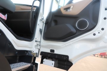 �����½� ����X7 320���� 4X2 ��س�ͼƬ