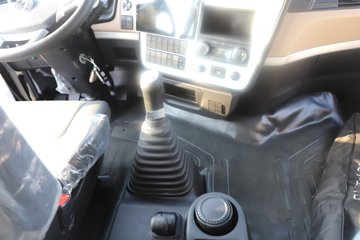 �����½� ����X7 320���� 4X2 ��س�ͼƬ