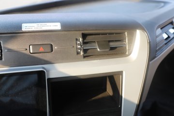 �����½� ����X7 320���� 4X2 ��س�ͼƬ