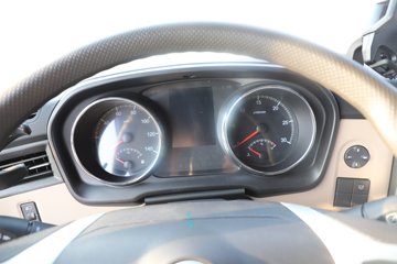 �����½� ����X7 320���� 4X2 ��س�ͼƬ