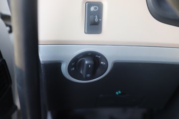 �����½� ����X7 320���� 4X2 ��س�ͼƬ