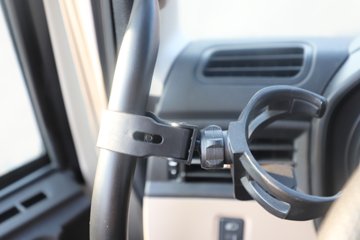 �����½� ����X7 320���� 4X2 ��س�ͼƬ