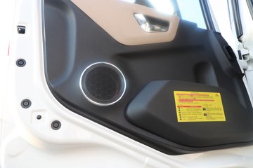 �����½� ����X7 320���� 4X2 ��س�ͼƬ