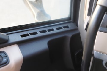 �����½� ����X7 320���� 4X2 ��س�ͼƬ