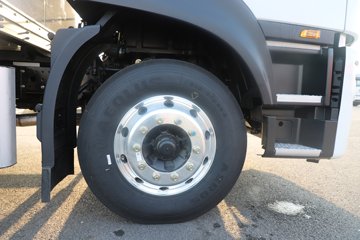 �����½� ����X7 320���� 4X2 ��س�ͼƬ