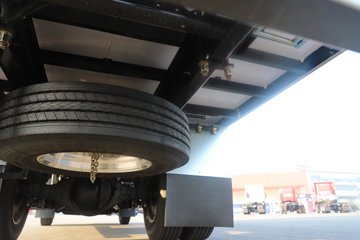 �����½� ����X7 320���� 4X2 ��س�ͼƬ