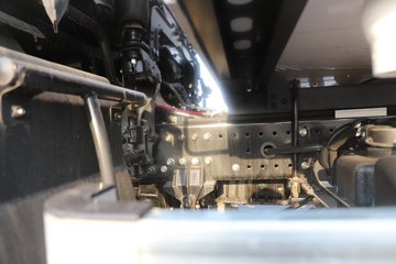 �����½� ����X7 320���� 4X2 ��س�ͼƬ