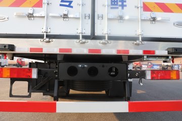 �����½� ����X7 320���� 4X2 ��س�ͼƬ