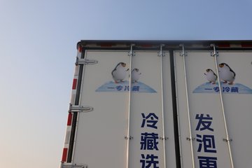 �����½� ����X7 320���� 4X2 ��س�ͼƬ