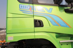 陕汽德龙X5000E 8X4 8米纯电动自卸车 宁德时代600.92kWh