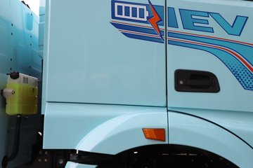 ��������M5000E �������� 6X4 ƽ�� ���綯ǣ���� 400kWhͼƬ