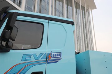 ��������M5000E �������� 6X4 ƽ�� ���綯ǣ���� 400kWhͼƬ