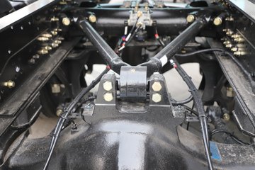 ��������M5000E �������� 6X4 ƽ�� ���綯ǣ���� 400kWhͼƬ