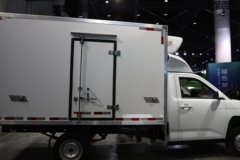 解放悦图 豪华版 4X2 3.3米单排纯电动冷藏车 中汽新能43.2kWh 解放悦图 豪华版 4X2 3.3米单排纯电动冷藏车 中汽新能43.2kWh