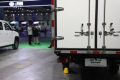 解放悦图 豪华版 4X2 3.3米单排纯电动冷藏车 中汽新能43.2kWh 解放悦图 豪华版 4X2 3.3米单排纯电动冷藏车 中汽新能43.2kWh