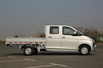 ����;��T7 2025�� 1.6L���� 122���� 5�� 2.505��˫������΢��ͼƬ