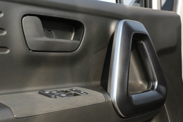 ����;��T7 2025�� 1.6L���� 122���� 5�� 2.505��˫������΢��ͼƬ