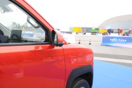 悦图&nbsp;皮卡外观                                                图片